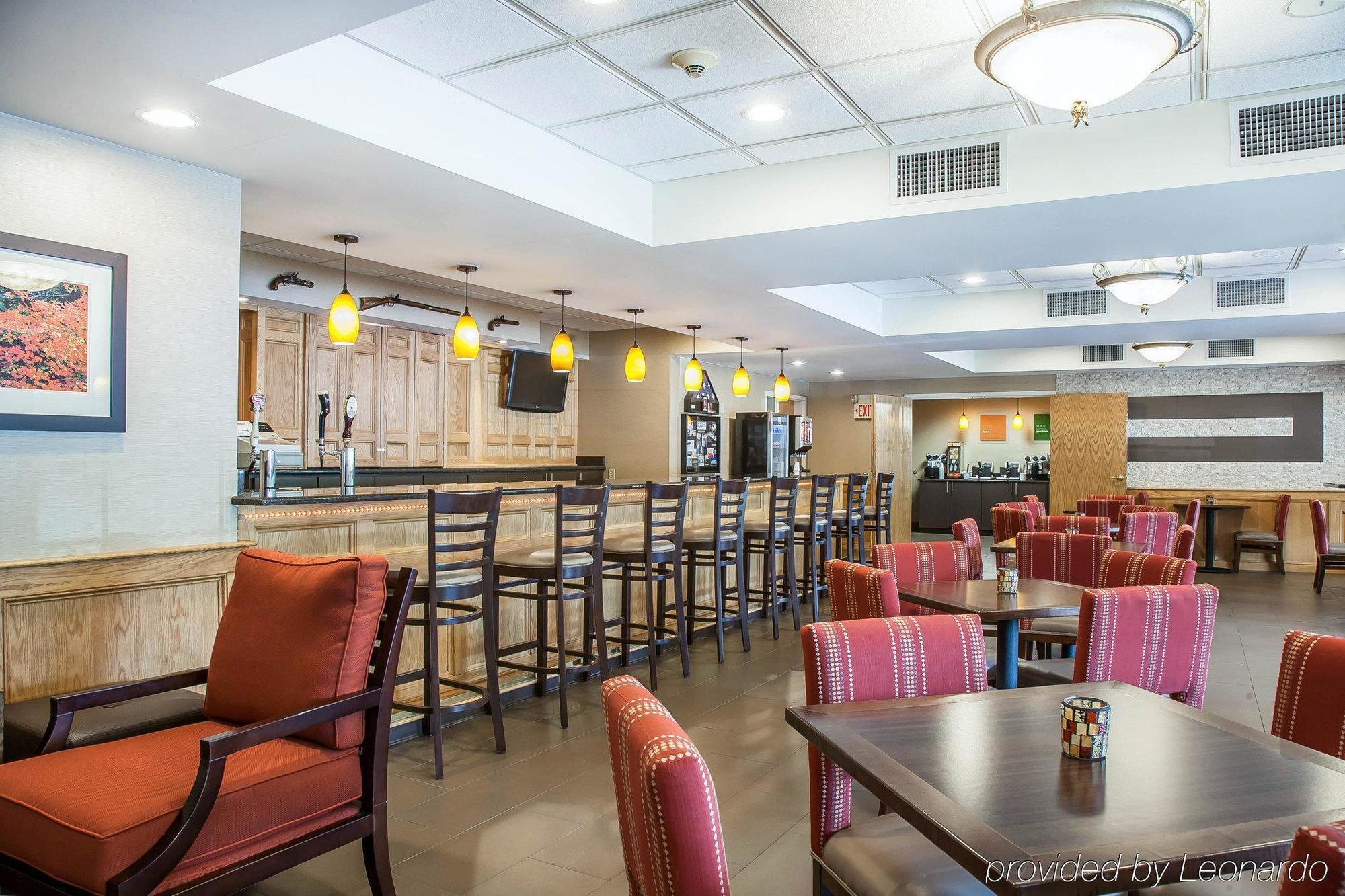 Comfort Inn & Suites Sturbridge-Brimfield Exterior foto