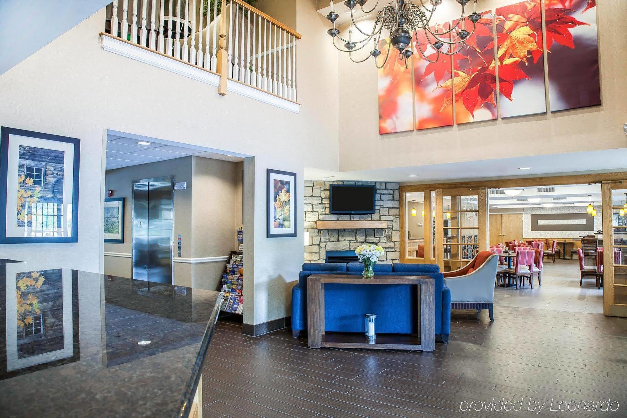 Comfort Inn & Suites Sturbridge-Brimfield Exterior foto